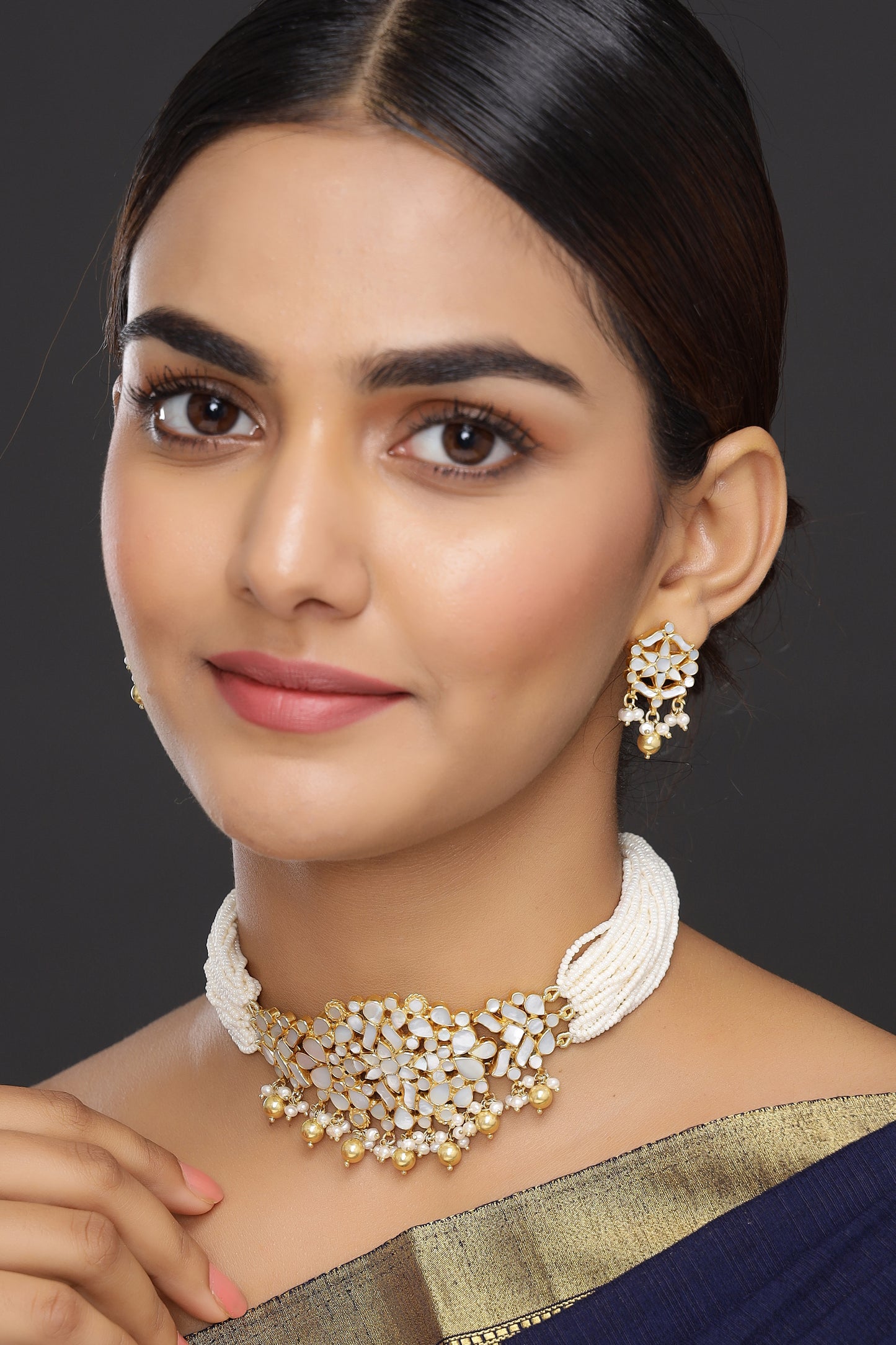 Mother of Pearl Choker Set