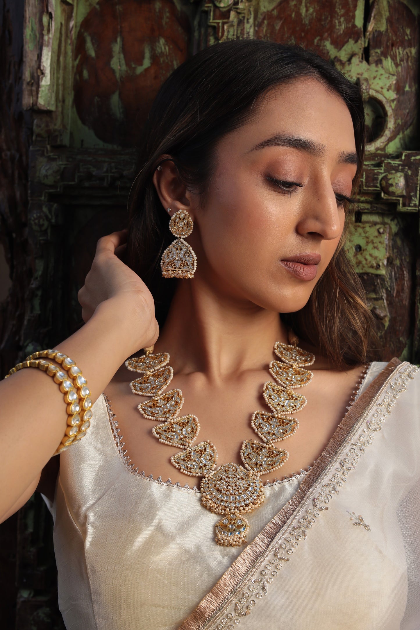 Manika Jadau Necklace Set