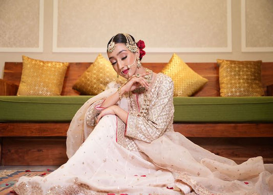 10 Things Every Bride Struggles With While Selecting Jewellery for Her Wedding