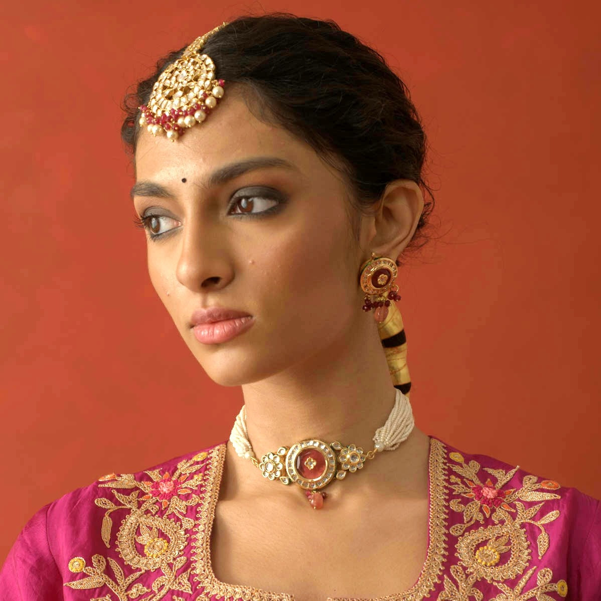 Red Centre Kundan Choker Set