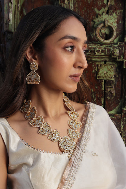 Manika Jadau Necklace Set