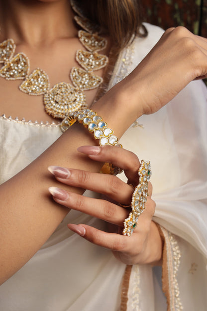 Manika Jadau Bangle
