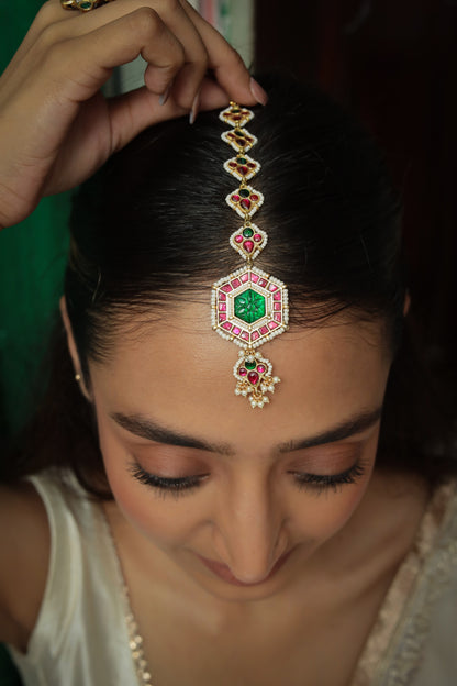 Mohini Jadau Maang Tika