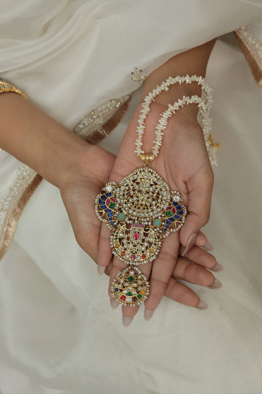 Navya Long Pendant set