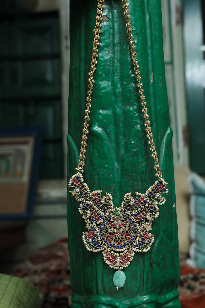 Priya Pendant Set