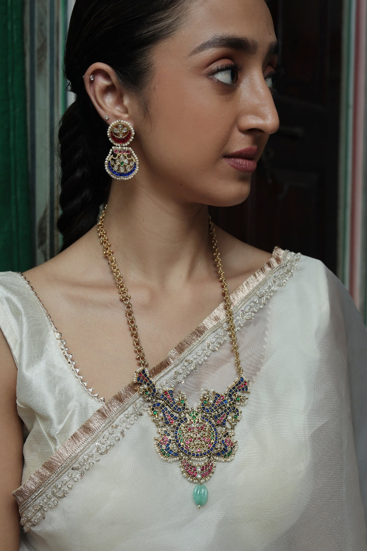 Priya Pendant Set