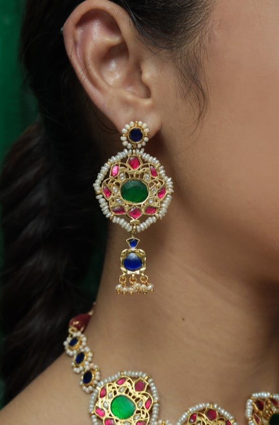 Noor-e-Nazakat