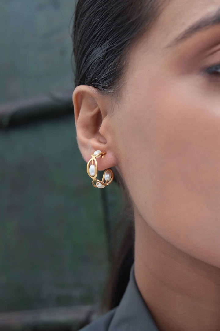 Pearl Orbit Hoops