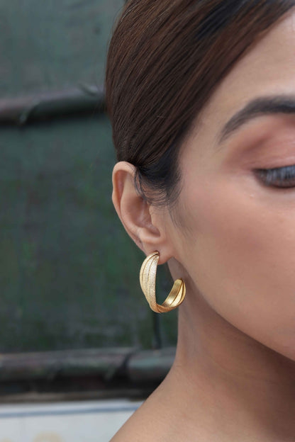Golden Leaf Twist Earrings