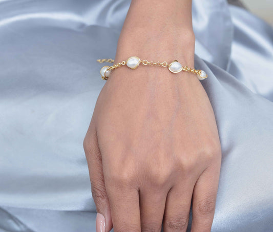 Aurora Pearl Charm