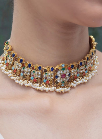 Swarnima Choker