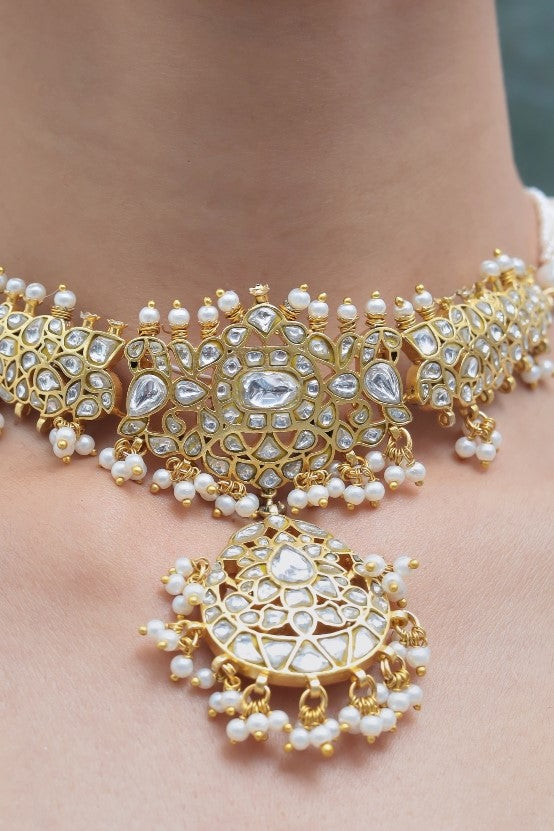 Chandrika Choker