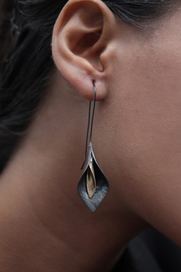 Dusky Flame Earring