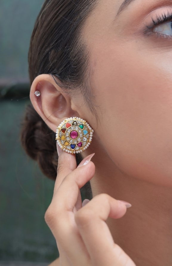 Swarnima Choker